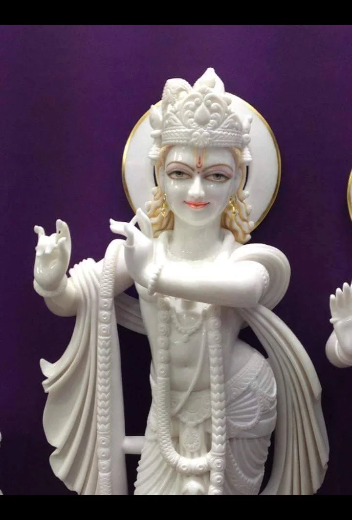 Pure White Marble Lord Krishna Statue