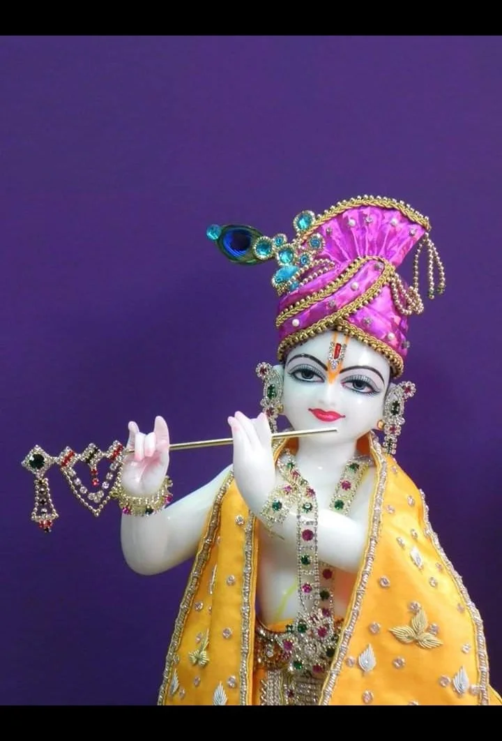 Shringar Laddu Gopal Marble Statue